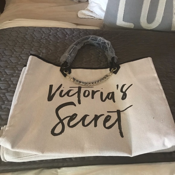NWT Victoria’s Secret beach bag - Picture 1 of 5